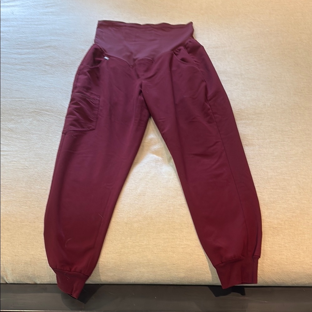 Figs Maternity Maroon Jogger Pants with elastic band size XS